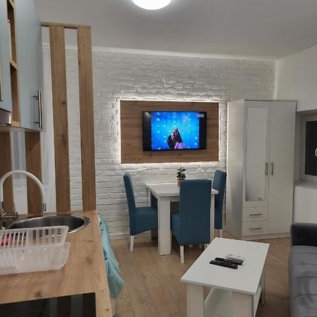 Harmony Suites Sajmiste Екстериор снимка