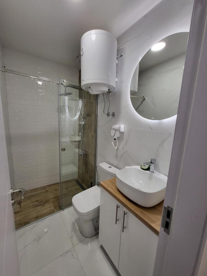 Harmony Suites Sajmiste Екстериор снимка