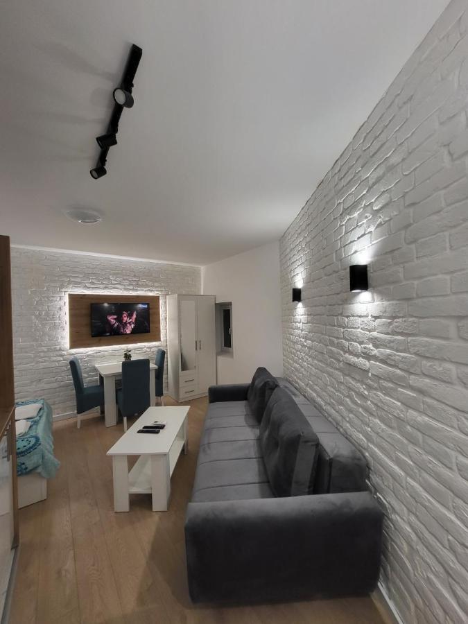 Harmony Suites Sajmiste Екстериор снимка